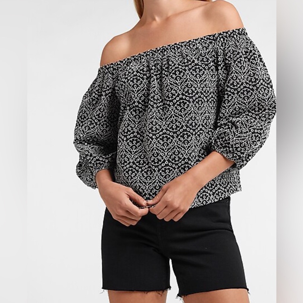 Express Large Off the Shoulder Black White Embroidered Top 3/4 Sleeves New #